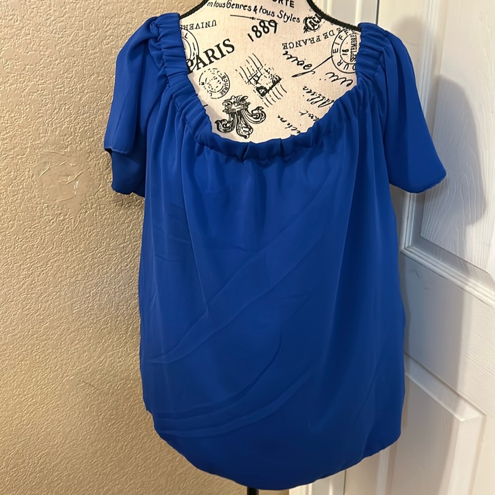 Paper Tee vibrant blue off the shoulder blouse